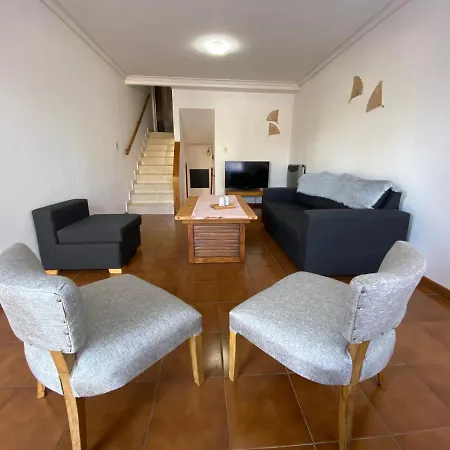 Departamento Amplio Y Luminoso Apartment Puerto Madryn Exterior photo